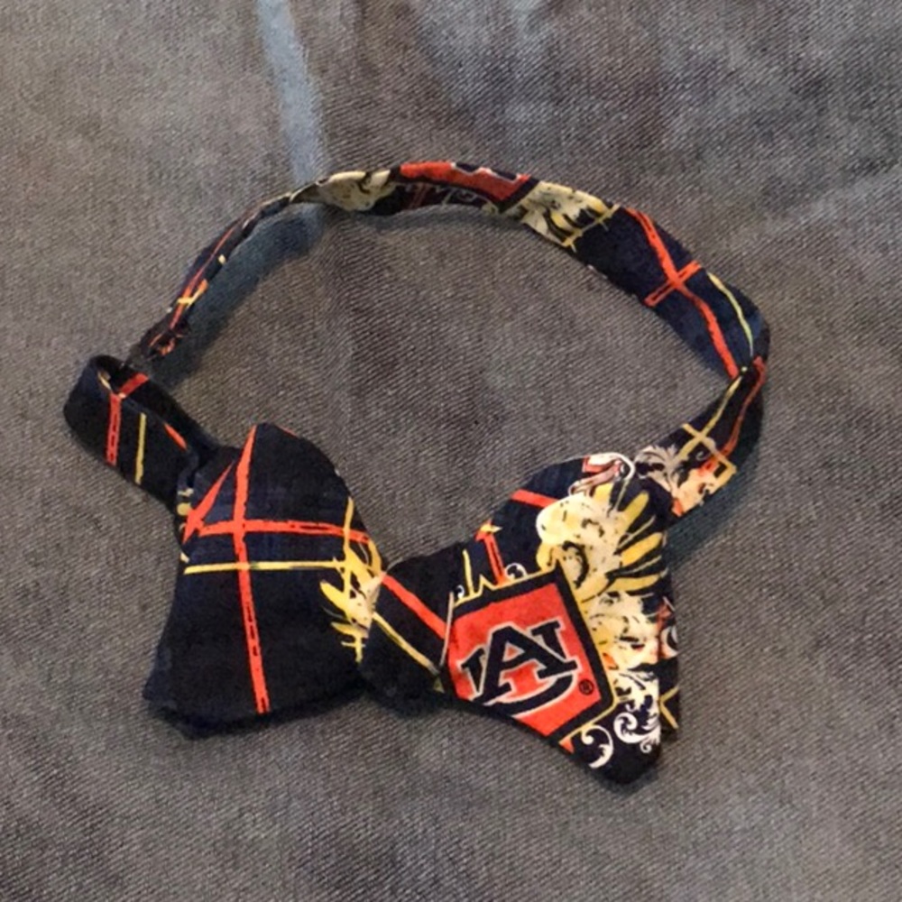 Navy Plaid BowTie